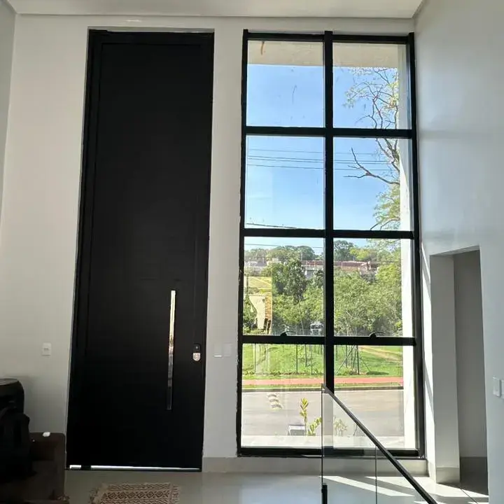 imagem-portas-pivotantes-externas-e-internas